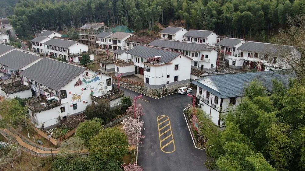 江西資溪縣烏石鎮新月畬族村景象。新華社記者 彭昭之 攝